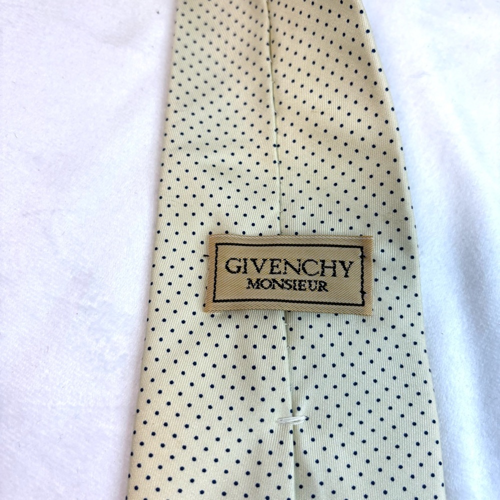 Vintage Givenchy Monsieur Handsome Silk Tie - Winter White w/ Navy Polka Dots - Picture 5 of 9